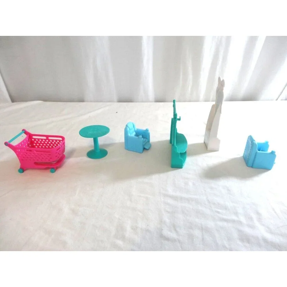 Shopkins Shopville Super Mall Shoppies Figures Acces Furniture and 4 Rare shopki